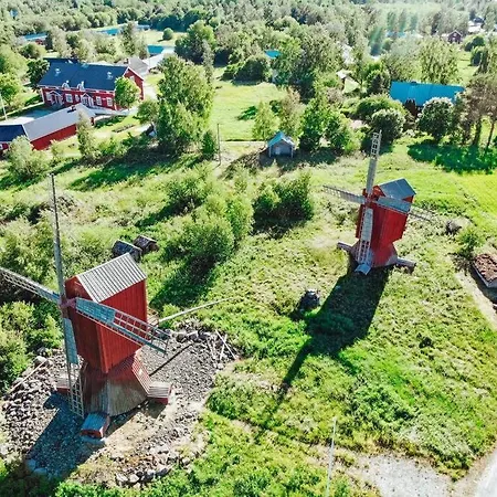 Vindsvaning I Harrstroem * Korsnas