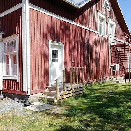 Feriehus Vindsvaning I Harrstroem Korsnas